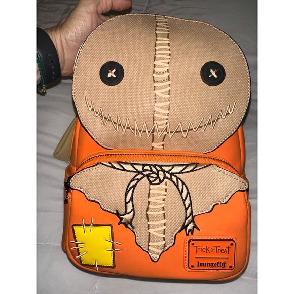 Sam Trick or Treat Loungefly Backpack - Picture 1 of 8